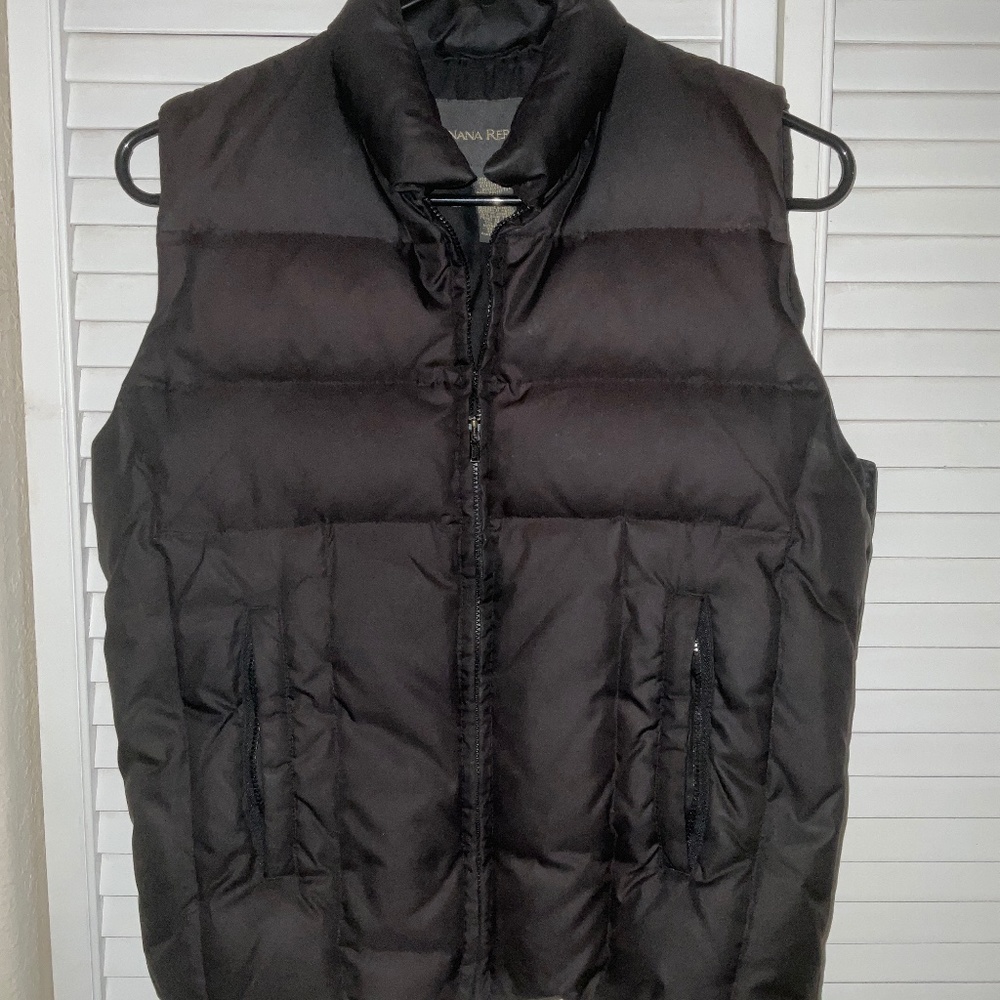 Banana Republic Puffer Vest